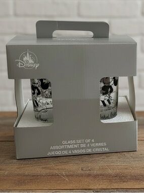Disney Parks 16oz Classic B&W Mickey Mouse
Drinking Glasses Tumblers Set Of 4